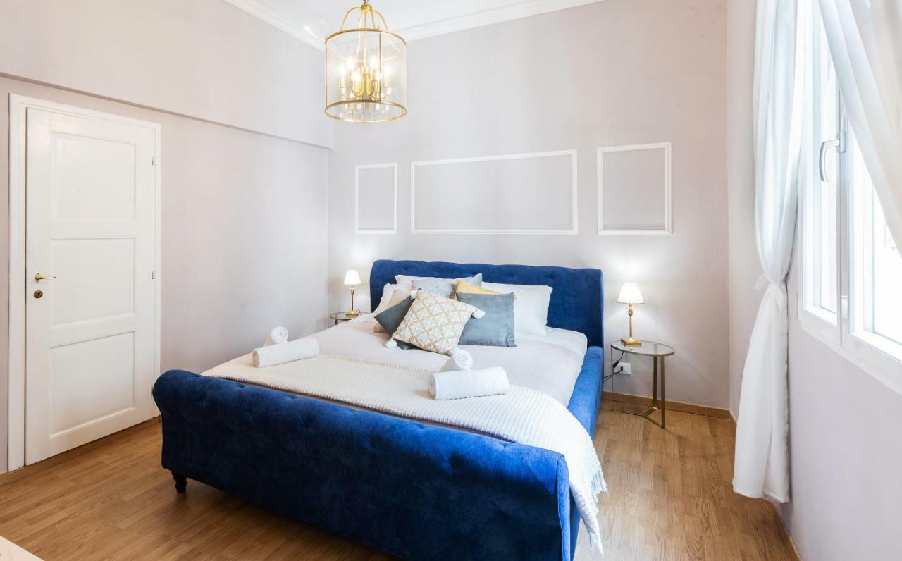Historic Center Palace - Huge 4 Bedrooms Santa Croce Apartment - By Likehomeフィレンツェ エクステリア 写真