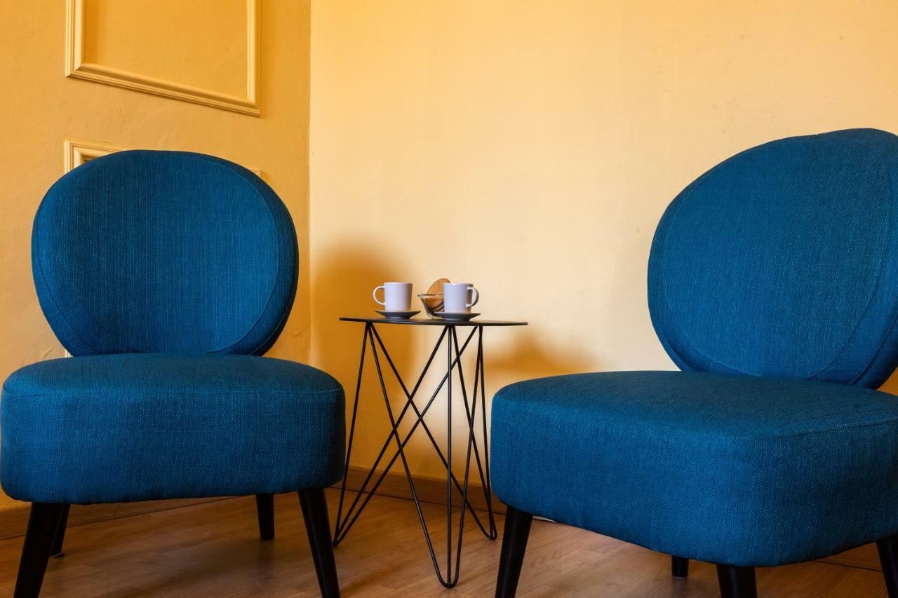 Historic Center Palace - Huge 4 Bedrooms Santa Croce Apartment - By Likehomeフィレンツェ エクステリア 写真